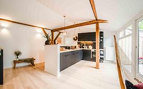 Studio Eins